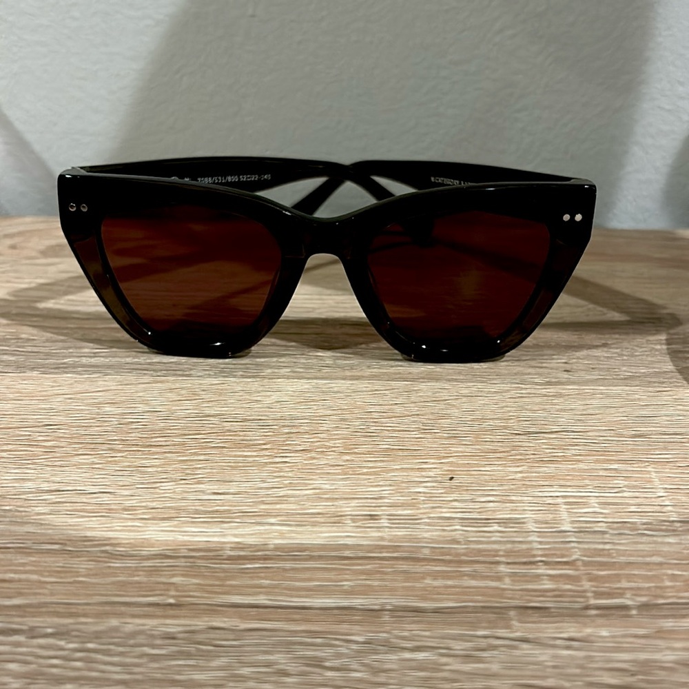 Massimo dutti cateye sunglasses